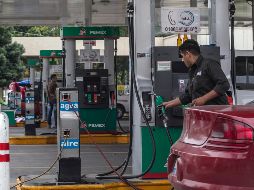 López Obrador no descarta que el propio Gobierno federal instale estaciones de gasolina para que haya mayor competencia y que se den precios justos. EL INFORMADOR / ARCHIVO