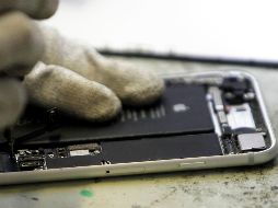 A los teléfonos les quitan las piezas del interior y los ofrecen vacíos. EL INFORMADOR/ARCHIVO