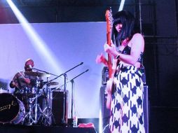 Khruangbin es conformado por Laura Lee, Mark Speer y Donald 