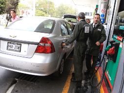 El dictamen contempla también que la CRE genere una lista pública de personas físicas y morales que hayan sido inhabilitadas de los permisos por haber cometido el delito. NTX / ARCHIVO