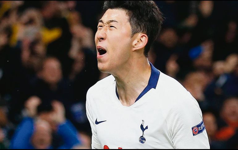 Son Heung-min celebra el gol del triunfo del Tottenham. AFP