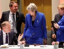 Theresa May se reúne con líderes europeos para discutir sobre el Brexit, en Bruselas. EFE/O. Hoslet
