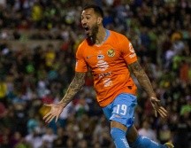 Emanuel Aguilera no sólo anotó el gol del partido, también evitó que Juárez empatara al desviar un tiro libre de Vázquez Mellado. NOTIMEX/J. Pazos