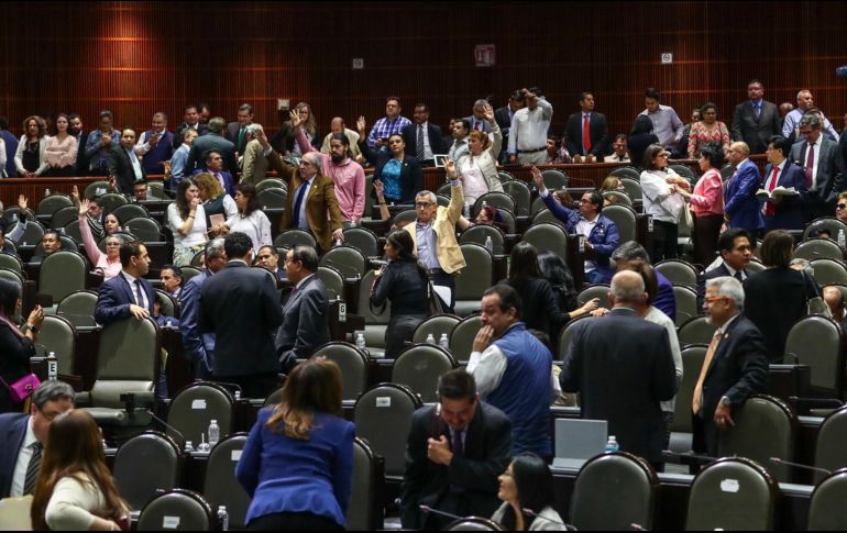 La reforma laboral, que implica modificar más de 650 disposiciones legales de cinco leyes, está en discusión en la Cámara de Diputados. SUN/D. Sánchez