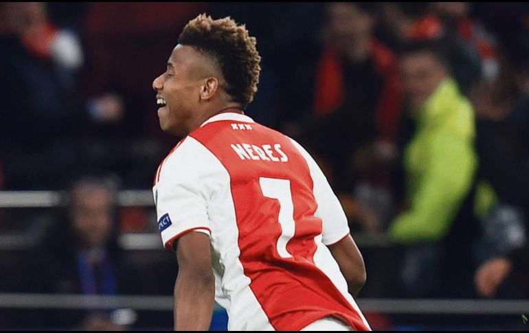 David Neres anotó el gol con el que el Ajax rescató el empate. AFP / J. Thys