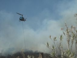 El ingreso por Mariano Otero a visitantes del bosque se encuentra restringido debido al incendio. ESPECIAL/Bomberos de Zapopan