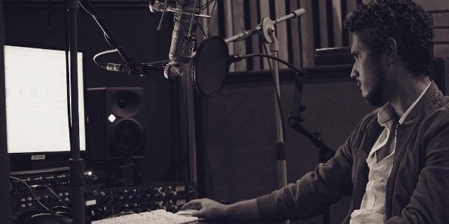 Vicente Garc&iacute;a estrena su nuevo sencillo "Candela"