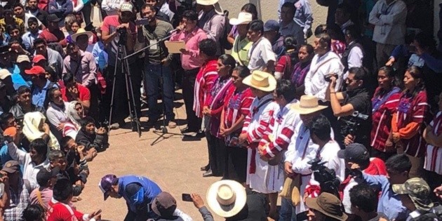 Recuperan la elecci&oacute;n a mano alzada en Oxchuc, Chiapas