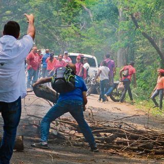 Washington afianza bloque regional contra Maduro