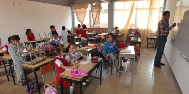 Inician 25 millones de alumnos de primaria vacaciones de Semana Santa