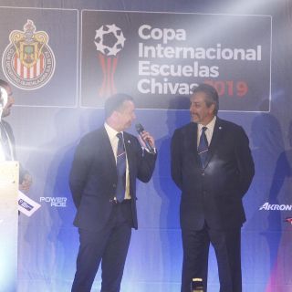 Chivas no va a descender: Mariano Varela