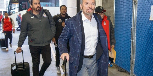 Chivas va por t&eacute;cnico de &eacute;lite