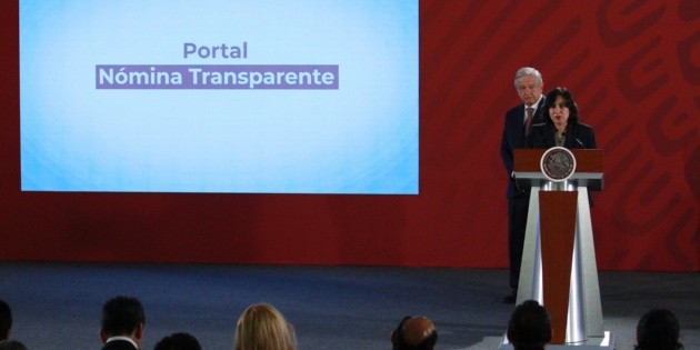 L&oacute;pez Obrador transparenta n&oacute;mina del Gobierno federal