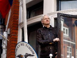 El 11 de abril el gobierno ecuatoriano le retiró el asilo que le había concedido a Assange acusándolo de mal comportamiento. AP / ARCHIVO