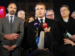 Macron confirmó que las dos torres principales de Notre Dame se encuentran a salvo. EFE / P. Wojazer