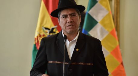 El ministro de Exteriores boliviano, Diego Pary, ofrece una rueda de prensa. Pary indico que Bolivia entregó este lunes la presidencia protempore de la Unasur a Brasil. EFE/M. Alipaz