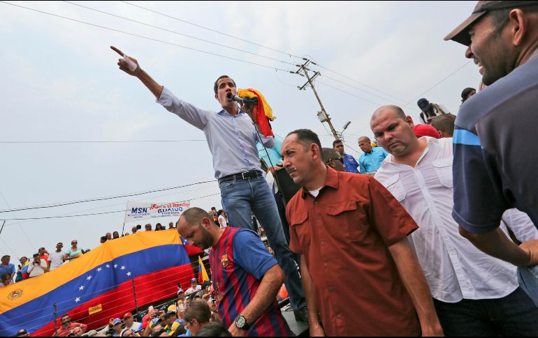 Juan Guaidó durante un mitin en Maracaibo. AP/F. Llano