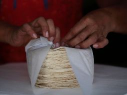 Solicitarán que los 125 ayuntamientos emitan reglamentos que regulen la elaboración y comercialización de tortillas de maíz. EL INFORMADOR / ARCHIVO