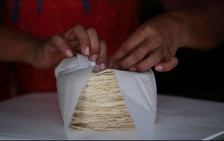 Solicitarán que los 125 ayuntamientos emitan reglamentos que regulen la elaboración y comercialización de tortillas de maíz. EL INFORMADOR / ARCHIVO