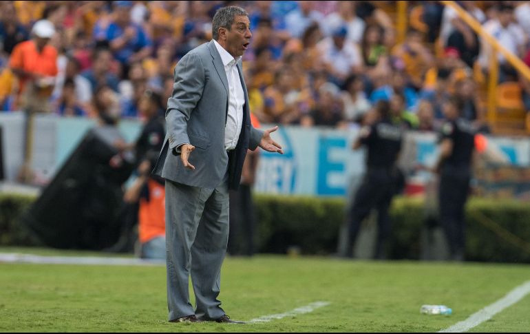 No me voy a tentar el corazón: Boy