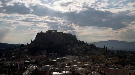 La Acrópolis es uno de los puntos más altos del centro de Atenas, por lo que ya ha sufrido severamente impactos por rayos. AP/P. Giannakouris