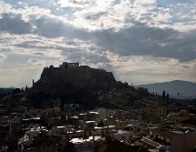 La Acrópolis es uno de los puntos más altos del centro de Atenas, por lo que ya ha sufrido severamente impactos por rayos. AP/P. Giannakouris
