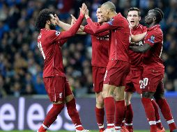 El Liverpool derroto al Porto con goles de Sadio Mané (26), Mohamed Salah (65), Roberto Firmino (77) y Virgil Van Dijk (84). EFE / F. Veludo