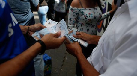 El crecimiento económico del primer trimestre se ubicó en una tasa anual de 6.4 por ciento, superando las expectativas del mercado. EL INFORMADOR / ARCHIVO