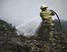 Señalan que la población que estuvo cercana al incendio presenta cuadros de enfermedades respiratorias como faringitis, asma y hasta lesiones en la piel. ESPECIAL