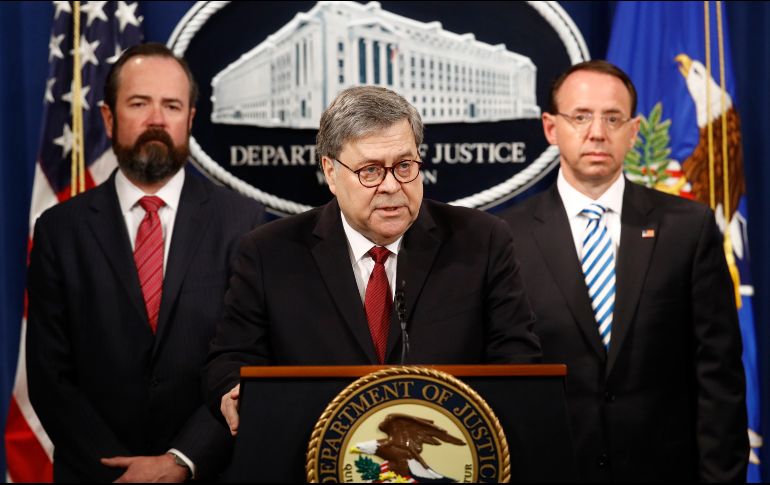 Bill Barr (c) en una conferecia de prensa este jueves en Washington, para dar detalles sobre el reporte de Mueller. AP/P. Semansky