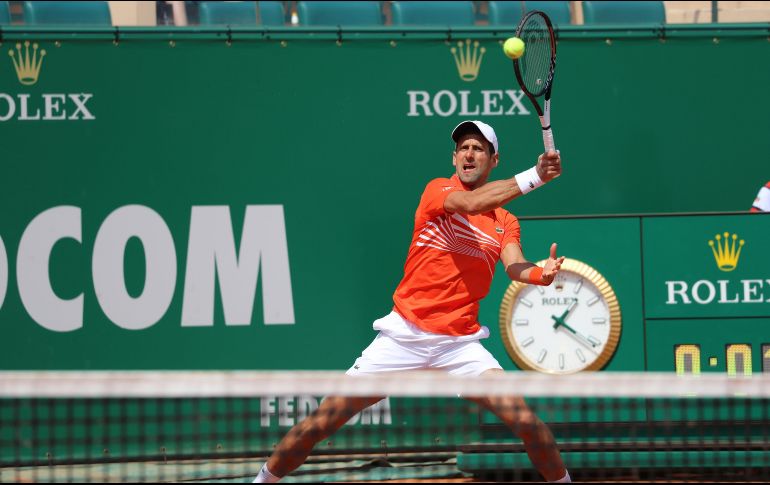 Novak sentenció su partido en dos sets y consiguió el pase a Cuartos de Final en el principado. AFP/V. Hache