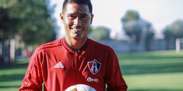 Osvaldo Mart&iacute;nez, referente rojinegro