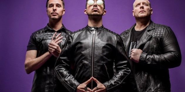 Moenia revela sus dos caras