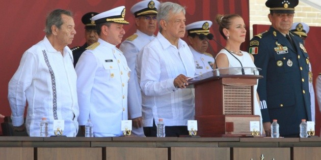Nos entregaron "un cochinero", pero lo estamos limpiando: L&oacute;pez Obrador