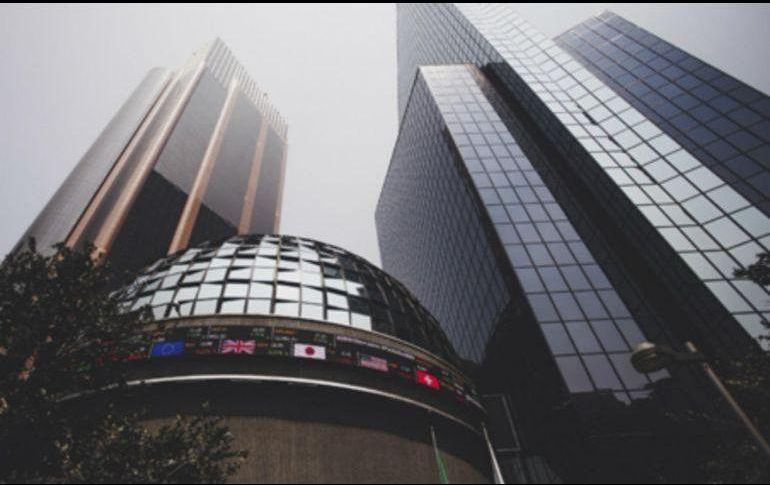 El mercado accionario local opera en un volumen de 707 mil 132 títulos, por un importe económico de 19 mil 679 millones de pesos. ESPECIAL / bmv.com.mx