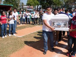 El gobernador de Veracruz, Cuitláhuac García Jiménez, señala que se dará un tiempo prudente para solicitar un informe del avance de las investigaciones. NTX / A. Hernández