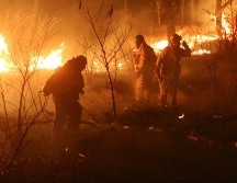 El incendio fue controlado poco después de las 23:00 hrs. TWITTER / @UMPCyBZ