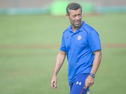 Según un comunicado del plantel, el estratega podrá dirigir al equipo el fin de semana próximo. ARCHIVO / MEXSPORT