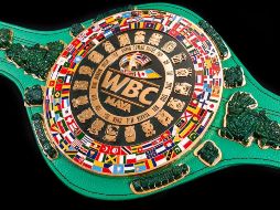 El cinturón fue elaborado con jade, oro de 14 kilates y resinas, y tiene una figura que representa al dios Kukulcán, que a su vez, es identificado con la fuerza y el liderazgo de los boxeadores. TWITTER / @WBCBoxing