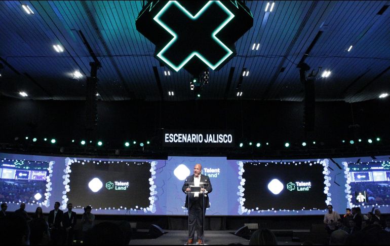 Alfaro anuncia que se destinarán mil millones de pesos para elevar la conexión a Internet en las zonas marginadas del interior de Jalisco. EL INFORMADOR/ A. Camacho