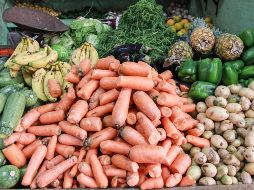 Las frutas, verduras y energéticos fueron los bienes que más aumentaron de precio con respecto al año pasado. NTX / ARCHIVO