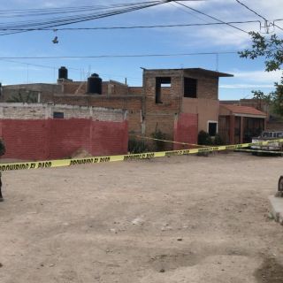 Localizan dos cuerpos en finca de Tlajomulco