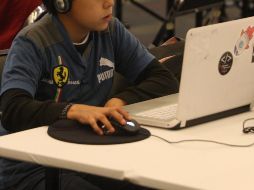 Dentro de los beneficios de pasar menos tiempo viendo la televisión o jugando videojuegos incluyen la reducción de grasa corporal, un mejor desarrollo motor y cognitivo, así como salud psicosocial. EL INFORMADOR / ARCHIVO