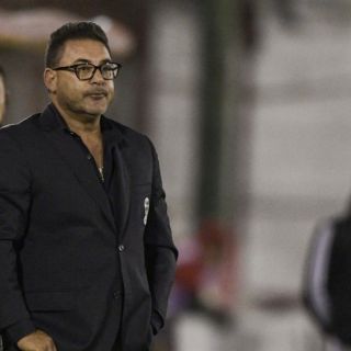 Antonio Mohamed renuncia a la dirección técnica de Huracán
