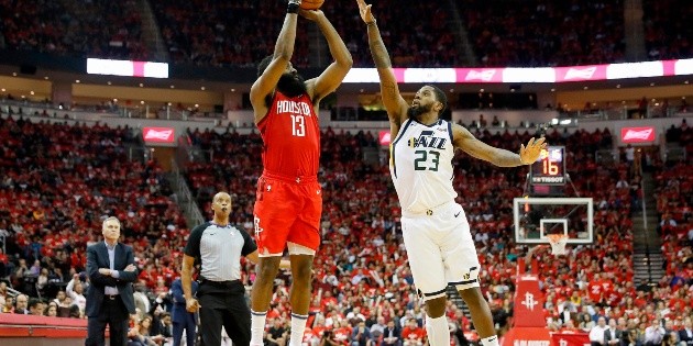 Los Rockets despegan a Semifinales