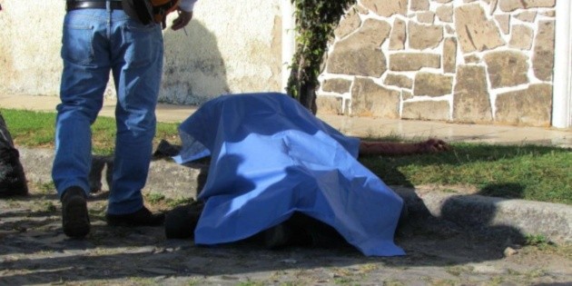 Comando mata a cuatro en Tabasco; hay una mujer y un menor