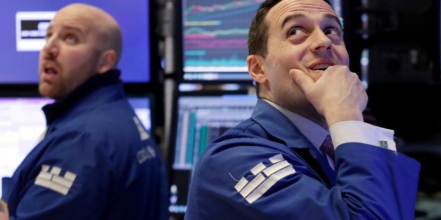 &Iacute;ndices de Wall Street abren operaciones con una tendencia a la baja