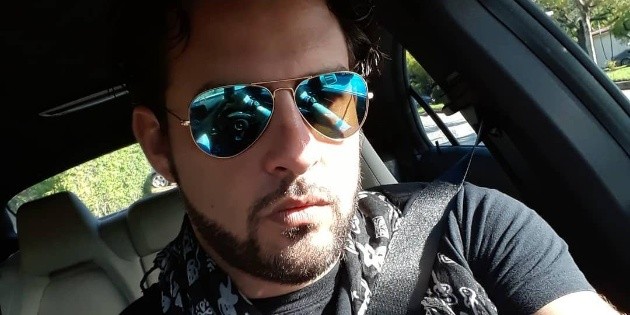 Gerardo Baz&uacute;a se lanza contra Paulina Rubio por negarle ver a su hijo
