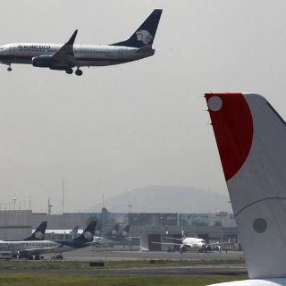 Boletos de avión, por los cielos, su mayor alza en 23 años: Inegi