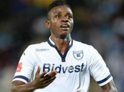 El centrocampista ya había sufrido problemas cardíacos. A finales de 2018 su contrato con el club sudafricano, Real Kings, fue roto debido a su estado de salud. TWITTER / @NGSuperEagles